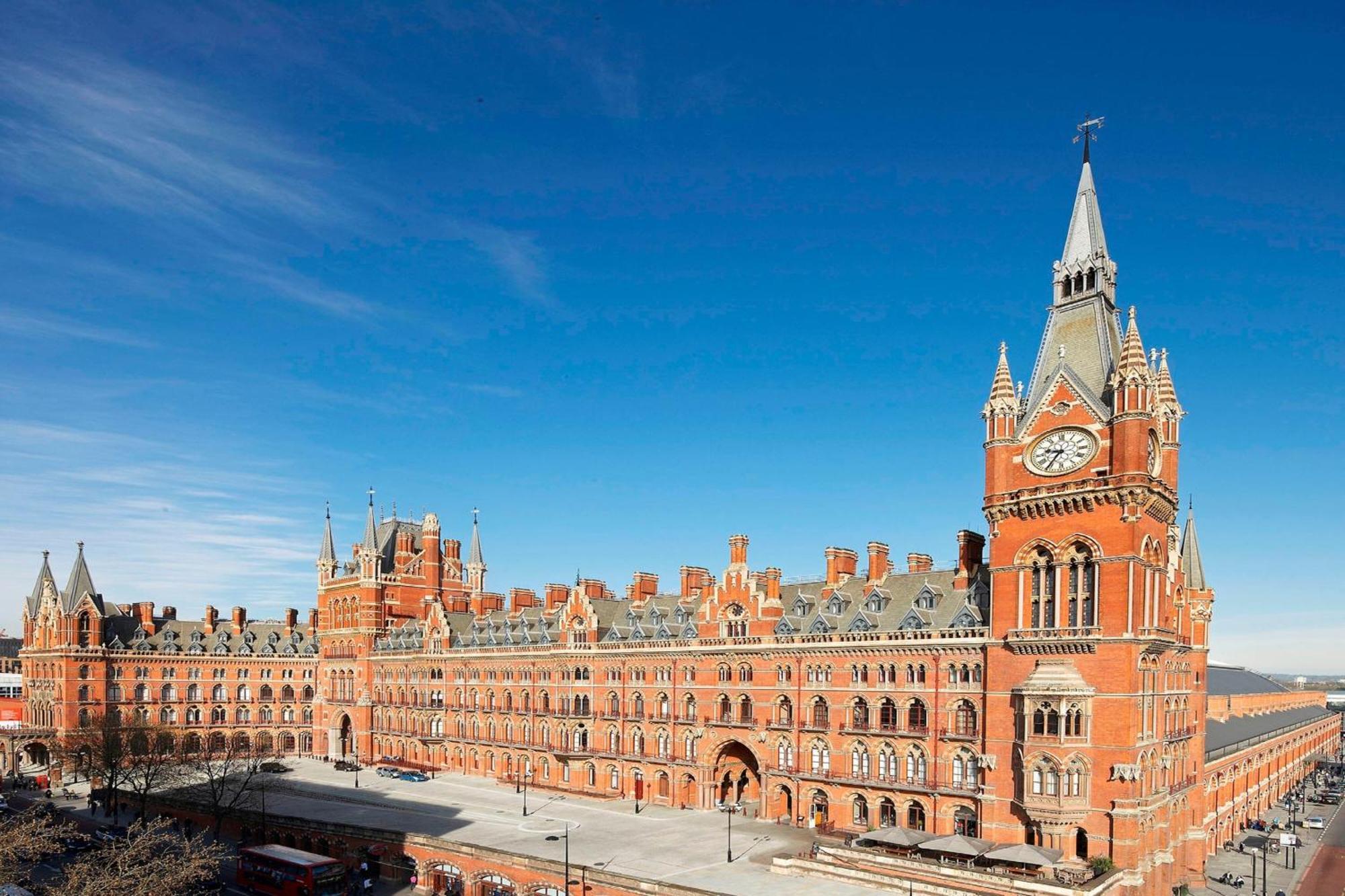 St. Pancras Renaissance 5* London