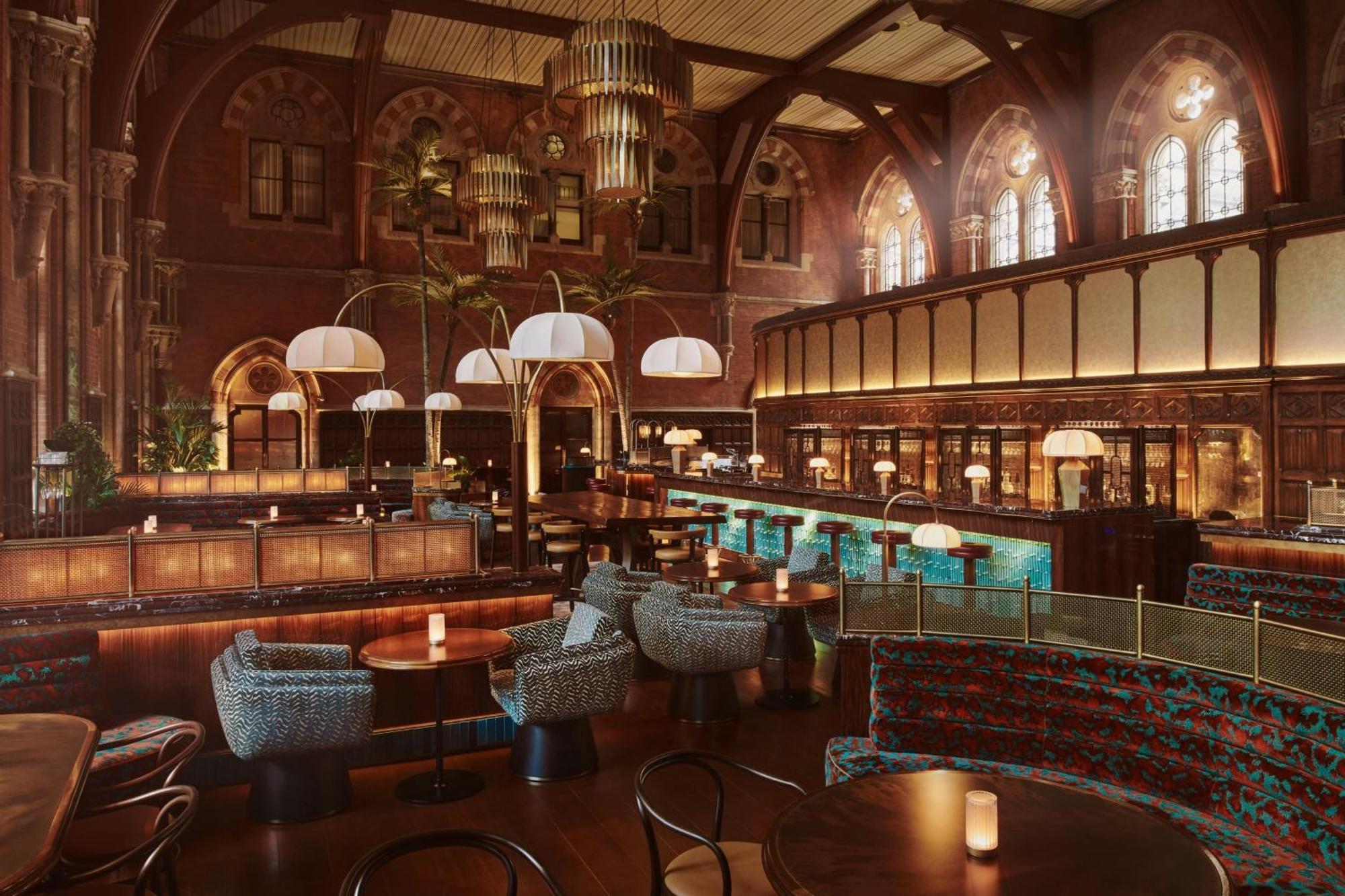 St. Pancras London, Autograph Collection 5*