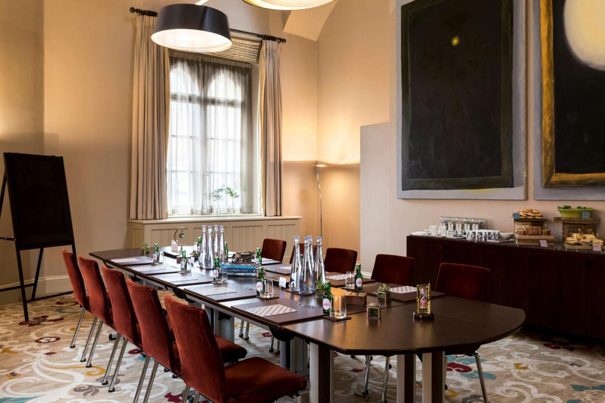 Hotel St. Pancras London, Autograph Collection
